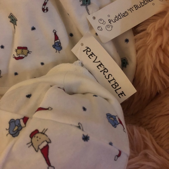 NEW with tags Matching Christmas baby pajama set with matching cap for head - Picture 6 of 6